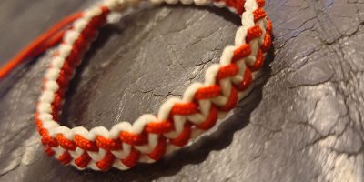 Плетеница за ръка тип мартеница